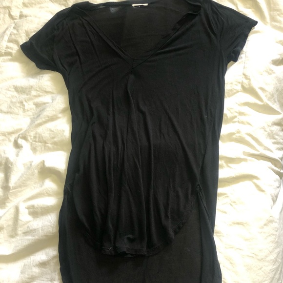 Black top - Picture 2 of 4